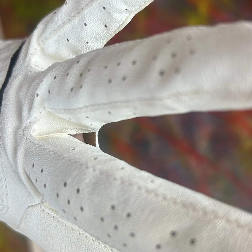 FootJoy White Golf Glove with Logo Left Handed LL Leather Soft Golf  White/Black